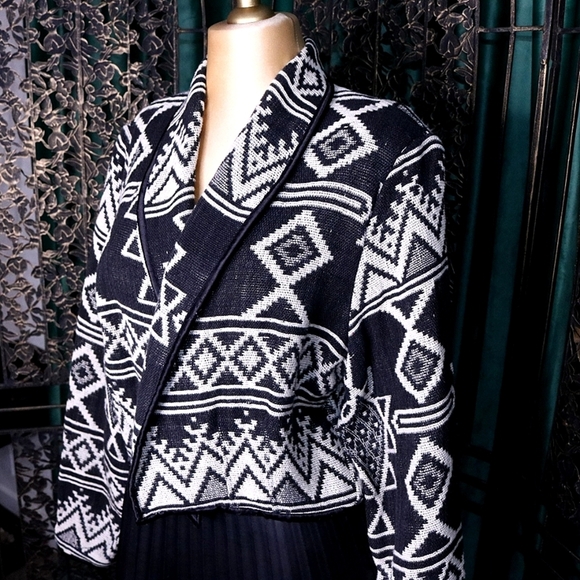 Vintage Western Tapestry Blazer, Crop Aztec by New Identity, XL - Picture 4 of 9